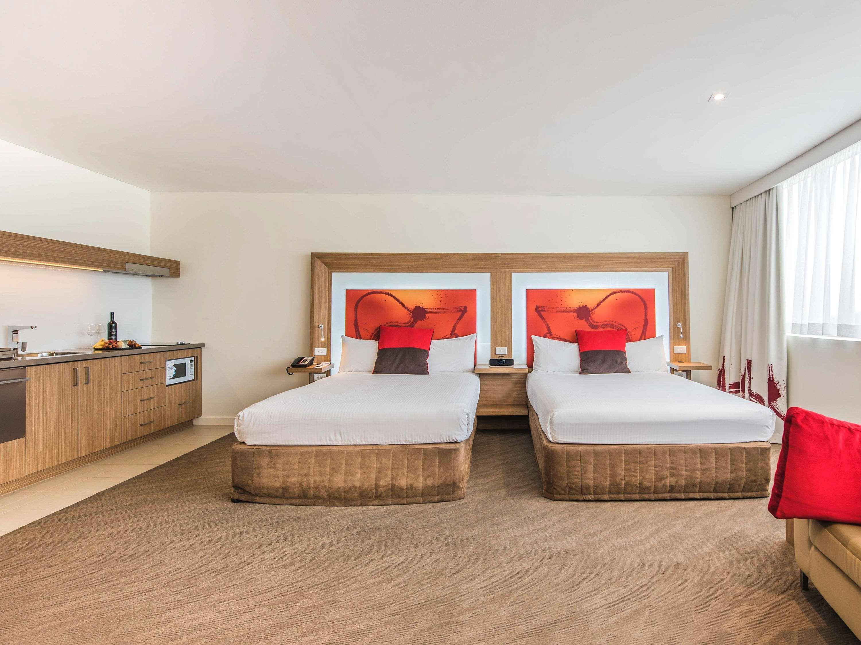 Novotel Sydney West Hq Rooty Hill Exteriör bild