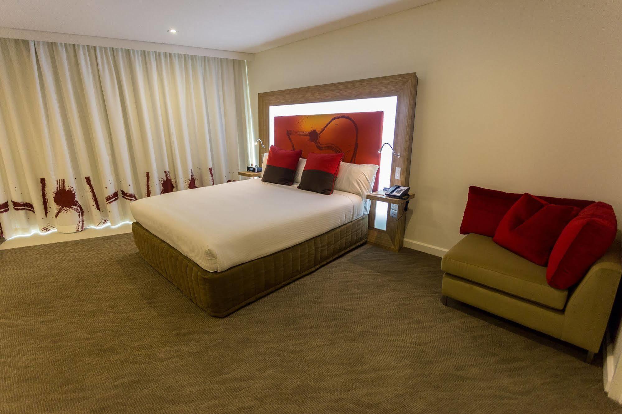 Novotel Sydney West Hq Rooty Hill Exteriör bild