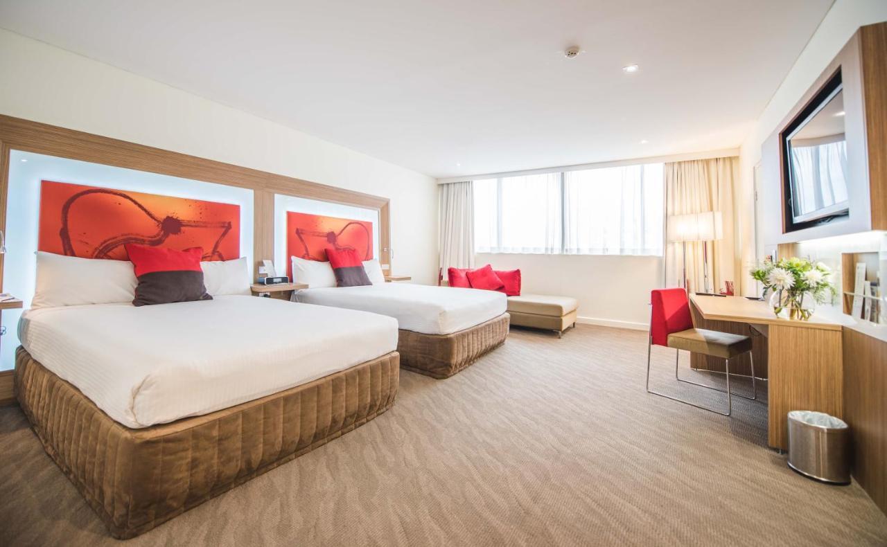 Novotel Sydney West Hq Rooty Hill Exteriör bild