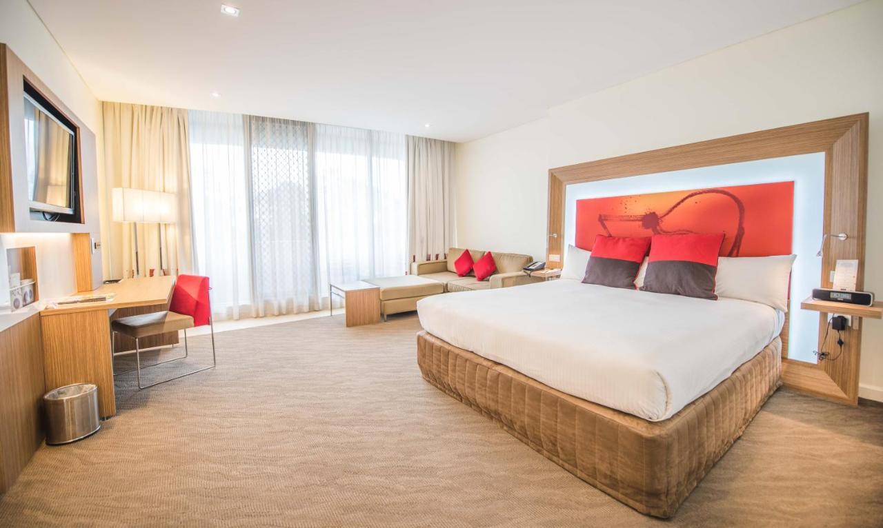 Novotel Sydney West Hq Rooty Hill Exteriör bild