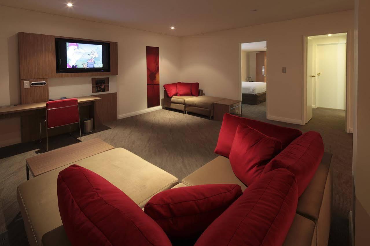 Novotel Sydney West Hq Rooty Hill Exteriör bild