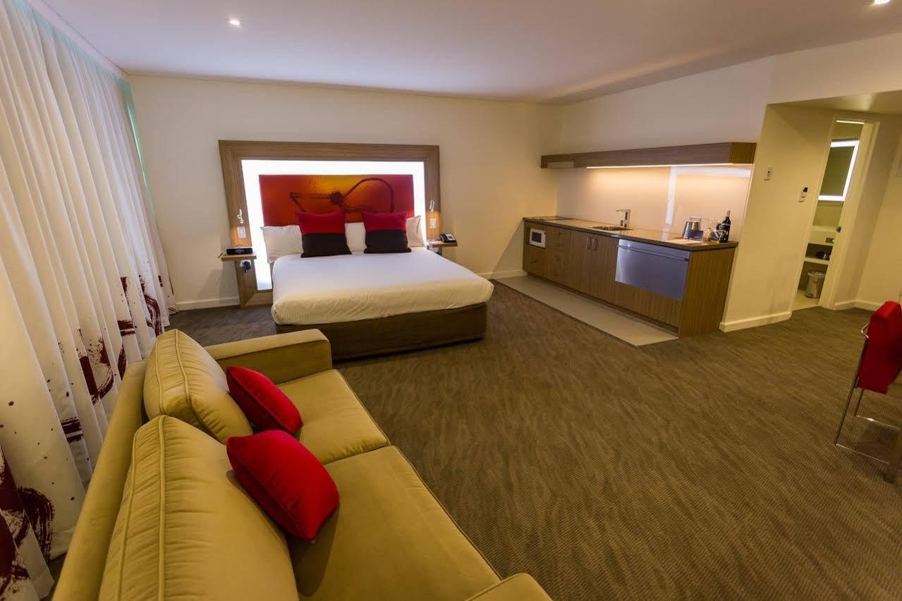 Novotel Sydney West Hq Rooty Hill Exteriör bild